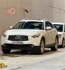 ئینفینیتی FX